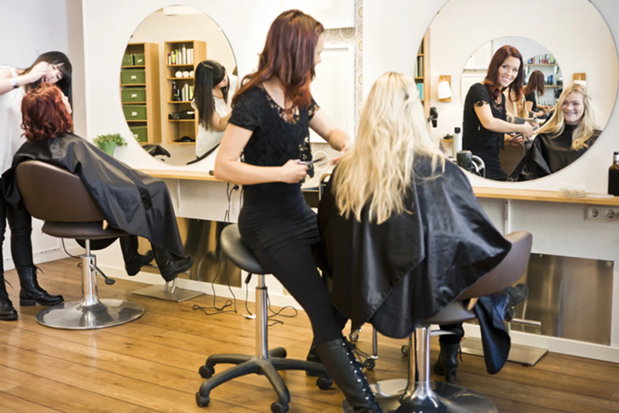 women hair salon near me