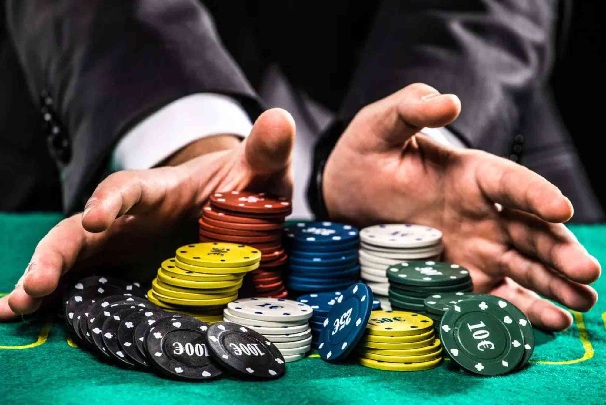How Do Live Casino Games Boost Excitement